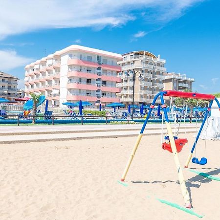 Apollo Apartment Lido di Jesolo Bagian luar foto
